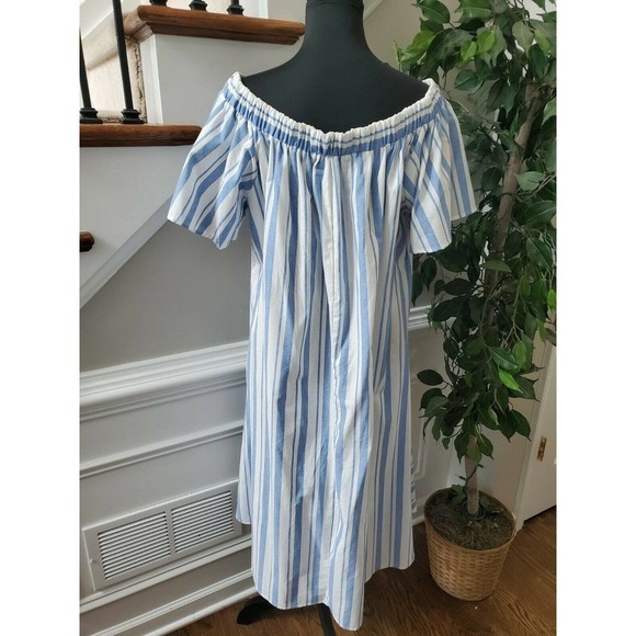 Miracle Berry Short Sleeve Scoop Neck Dress - Picture 8 of 12